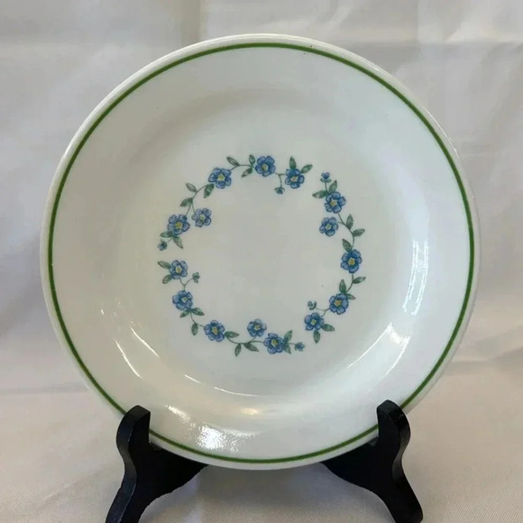 Corelle FORGET ME NOT Bread & Butter Plates 6.75” and Cup - Picture 2 of 7